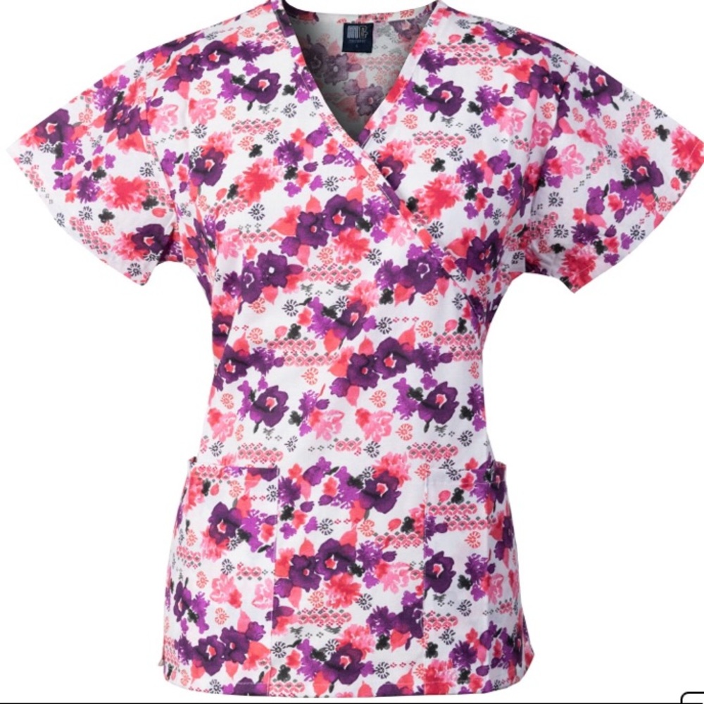 👚3/$30 Nurse Scrub Top mock wrap